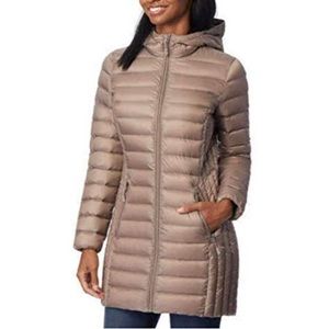 Aventure Ladies' Lightweight Down Jacket (Taupe, Small)